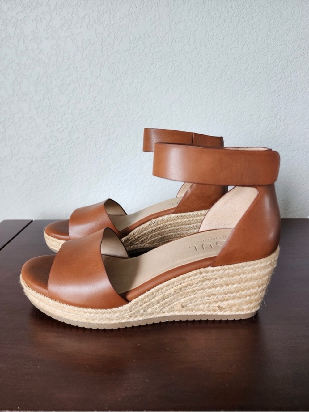SOUL Naturalizer Tan Leather Espadrille Wedge Sandals